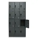 Locker 12 deurs voorzijde open deurtje.webp